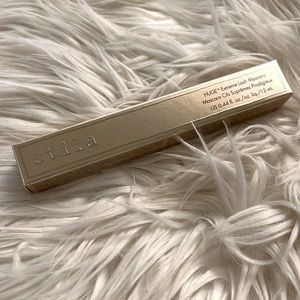 Stila Huge Extreme Lash Mascara in Deepest Black NIB